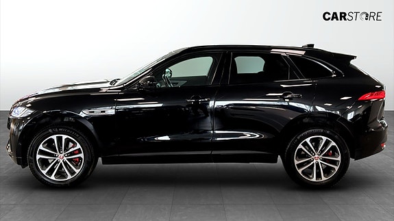 Jaguar F-PACE 6 of 26