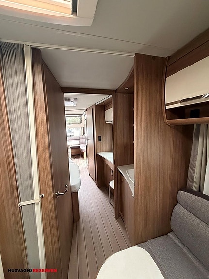 Knaus Scandinavian Selection 750 UFK 26 of 27