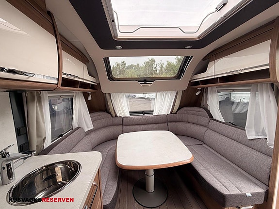 Knaus Scandinavian Selection 750 UFK 8 of 27