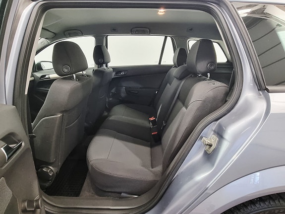 Opel Astra 8 of 20