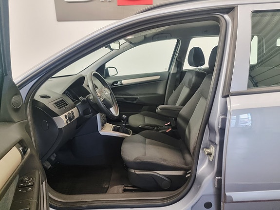 Opel Astra 5 of 20