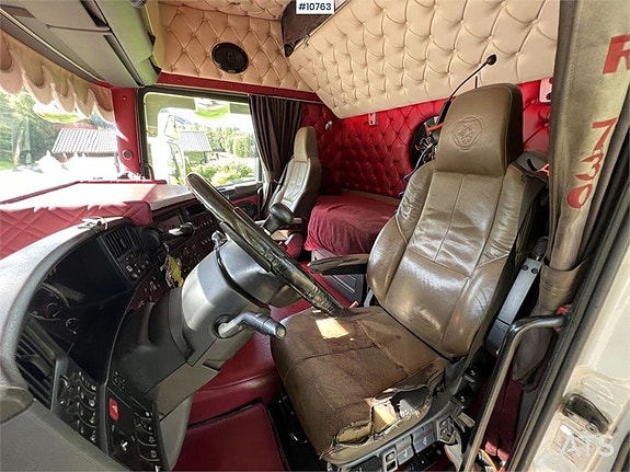 SCANIA R730 Timmerbil med kran (399,000:- ex moms) 6 of 24