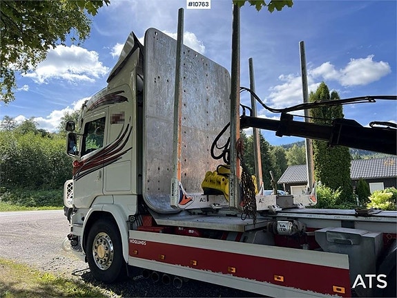 SCANIA R730 Timmerbil med kran (399,000:- ex moms) 17 of 24