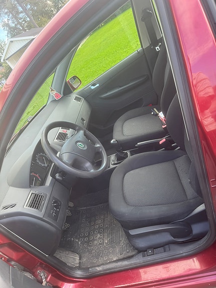 Skoda Fabia 5 of 6
