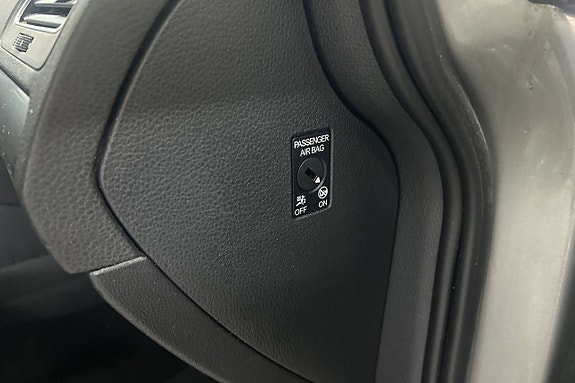 Volkswagen Golf I 19 of 30