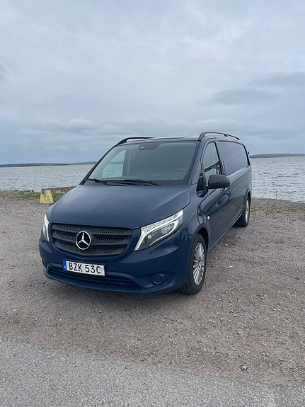 Mercedes-Benz Vito 119 2 of 9