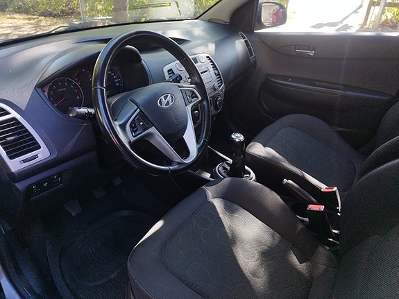 Hyundai i20 11 of 12