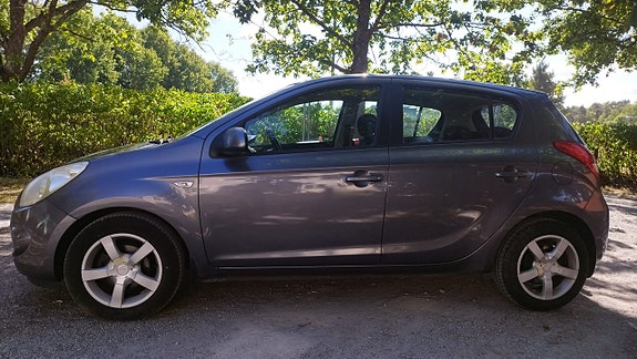 Hyundai i20 6 of 12