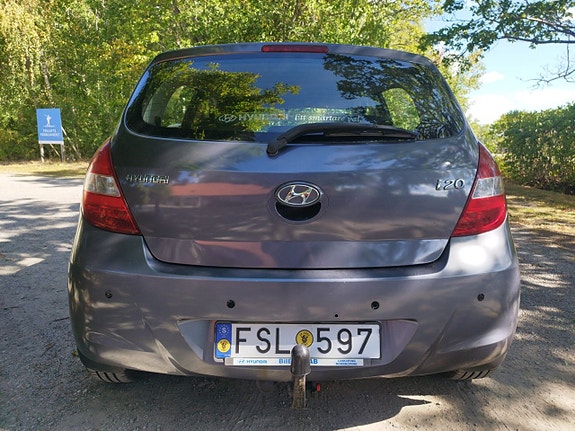 Hyundai i20 4 of 12