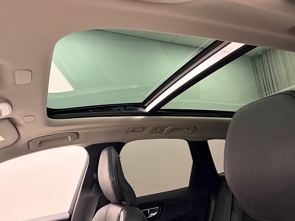 Volvo XC60 17 of 20