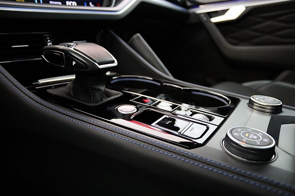 Volkswagen Touareg 20 of 25