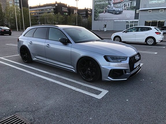 Audi RS4 12 of 12
