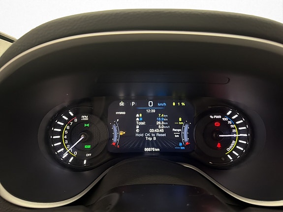 Jeep Compass 15 of 30