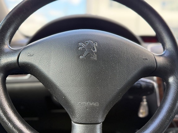 Peugeot 307 7 of 8