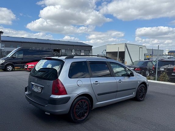 Peugeot 307 3 of 8