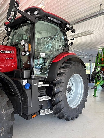 Case IH Maxxum 150 CVXDrive 4 of 7