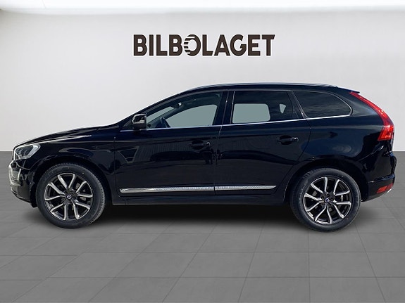Volvo XC60 2 of 13