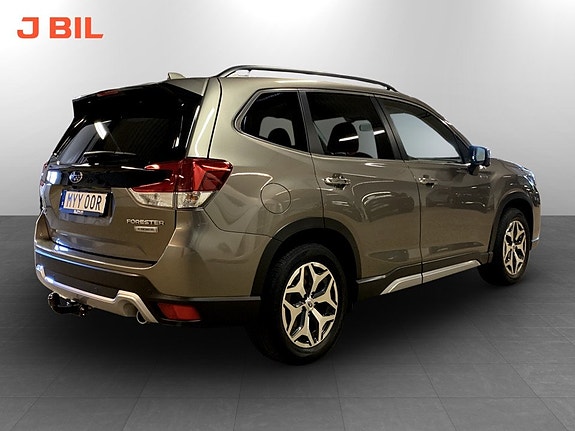 Subaru Forester 3 of 19