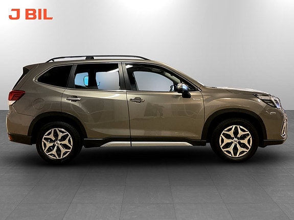 Subaru Forester 16 of 19