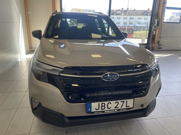 Subaru Forester 4 of 19