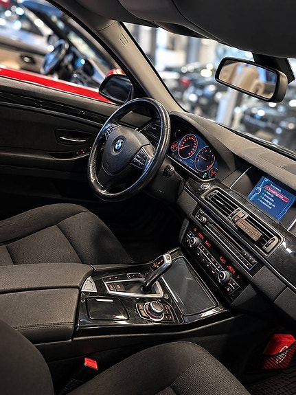 BMW 520d 10 of 15