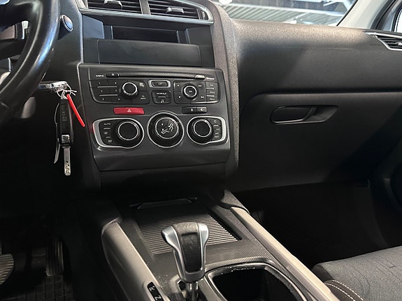 Citroen C4 9 of 10