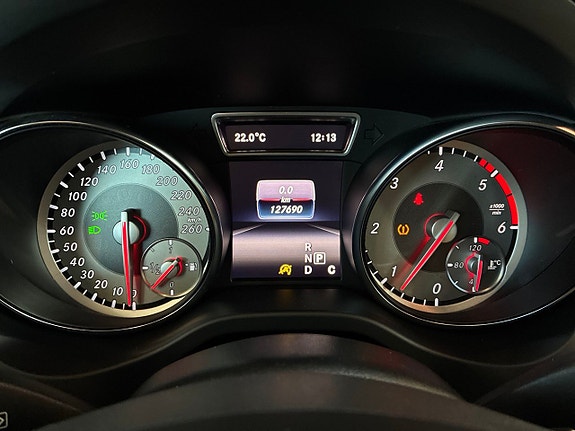Mercedes-Benz CLA220 d 21 of 23