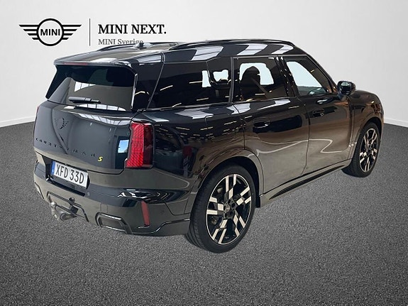 MINI Countryman SE 4 of 15