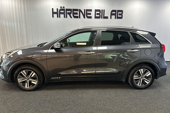 Kia Niro 2 of 13