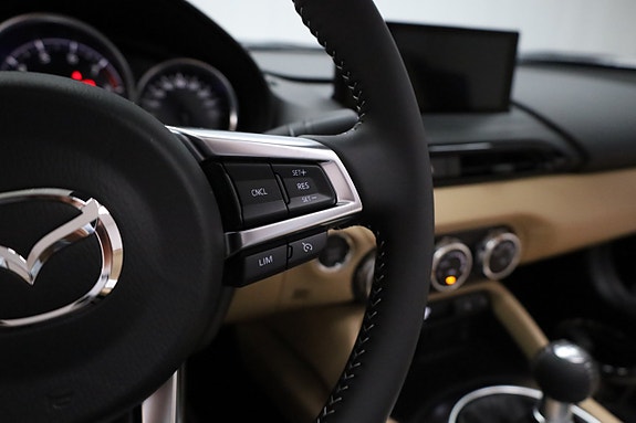 Mazda MX-5 21 of 28