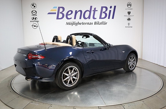 Mazda MX-5 13 of 28