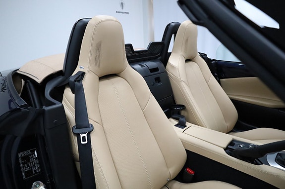 Mazda MX-5 15 of 28