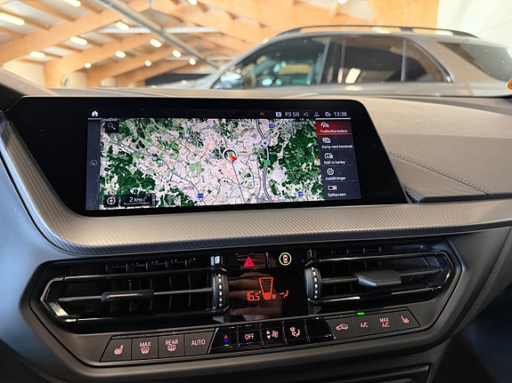 BMW 118i 12 of 23