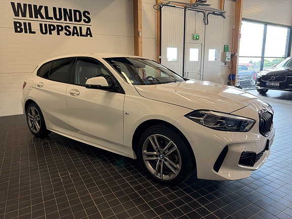 BMW 118i 3 of 23