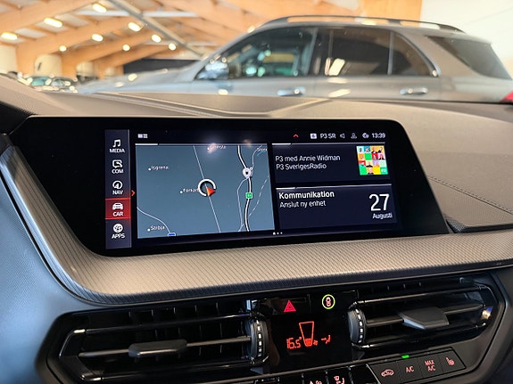 BMW 118i 13 of 23