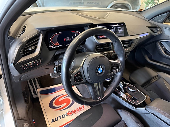 BMW 118i 7 of 23