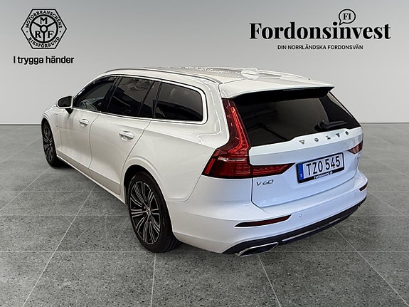 Volvo V60 5 of 16