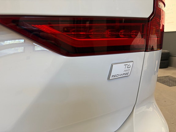 Volvo V60 8 of 16