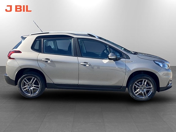 Peugeot 2008 12 of 15