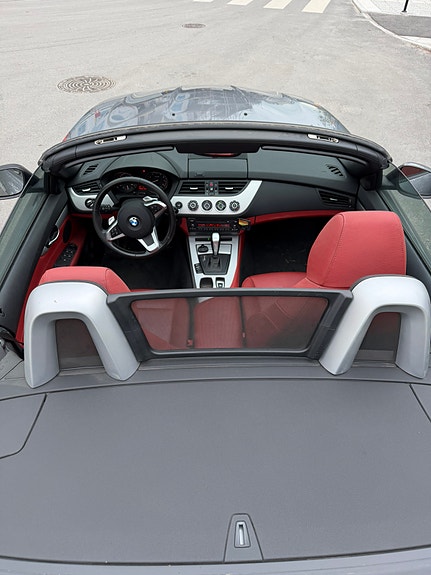 BMW Z4 2 of 5