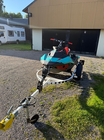 Seadoo spark trixx -18 2 of 5