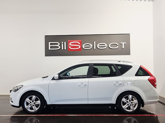 Kia Ceed 2 of 22