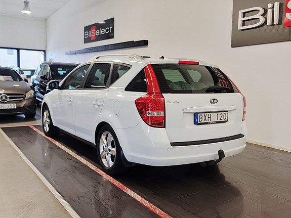 Kia Ceed 15 of 22