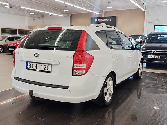 Kia Ceed 16 of 22