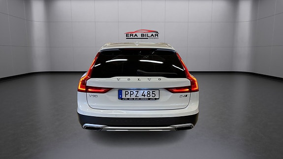 Volvo V90 Cross Country 5 of 24