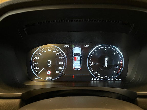 Volvo V90 Cross Country 17 of 24