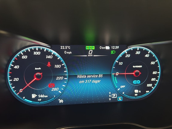 Mercedes-Benz GLC300 e 25 of 26