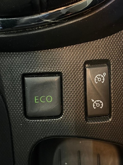 Renault Captur 12 of 19