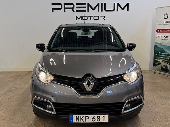 Renault Captur 3 of 19