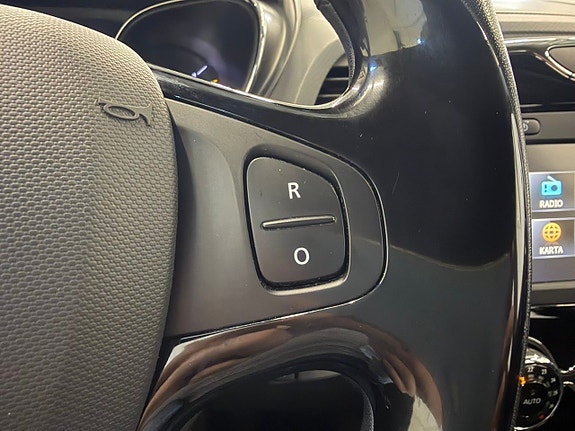 Renault Captur 14 of 19